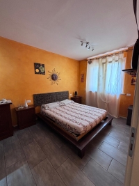 GIUSSANO, 2 LOCALI - RIF. PG227