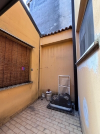 2 LOCALI CON AMPIO BALCONE - PDG11