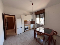 2 LOCALI CON AMPIO BALCONE - PDG11