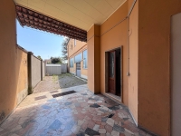 2 LOCALI CON AMPIO BALCONE - PDG11