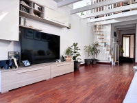 SEREGNO, 3 LOCALI CON TERRAZZO E BOX - RIF. SV3BT