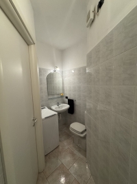 VARESE, 3 LOCALI SU DUE LIVELLI -  RIF. VV33