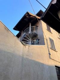MEDA - PORZIONE IMMOBILIARE DA RISTRUTTURARE - RIF. MPI11