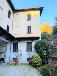 MEDA - PORZIONE IMMOBILIARE DA RISTRUTTURARE - RIF. MPI11