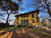 BRIOSCO, VILLA CON PARCO E DEPENDANCE - RIF. VB11