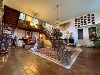 BRIOSCO, VILLA CON PARCO E DEPENDANCE - RIF. VB11