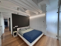 SEREGNO, 3 LOCALI CON TERRAZZO - RIF.S3999