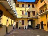 SEREGNO, 3 LOCALI SENZA SPESE - RIF. S353