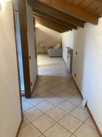 MEDA, 2 LOCALI CON BALCONE - RIF. M157