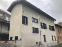 MEDA, 2 LOCALI CON BALCONE - RIF. M157
