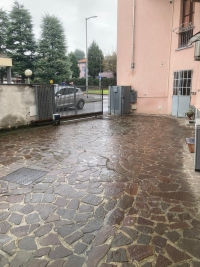 MEDA, 2 LOCALI CON BALCONE - RIF. M157