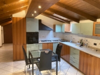 MEDA, 2 LOCALI CON BALCONE - RIF. M157