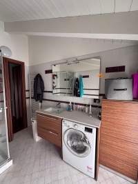 GIUSSANO, 3 LOCALI ARREDATO - RIF. GA933